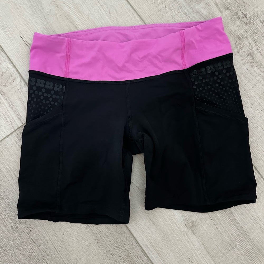 Lululemon Size 6 Spandex Shorts 6” inseam